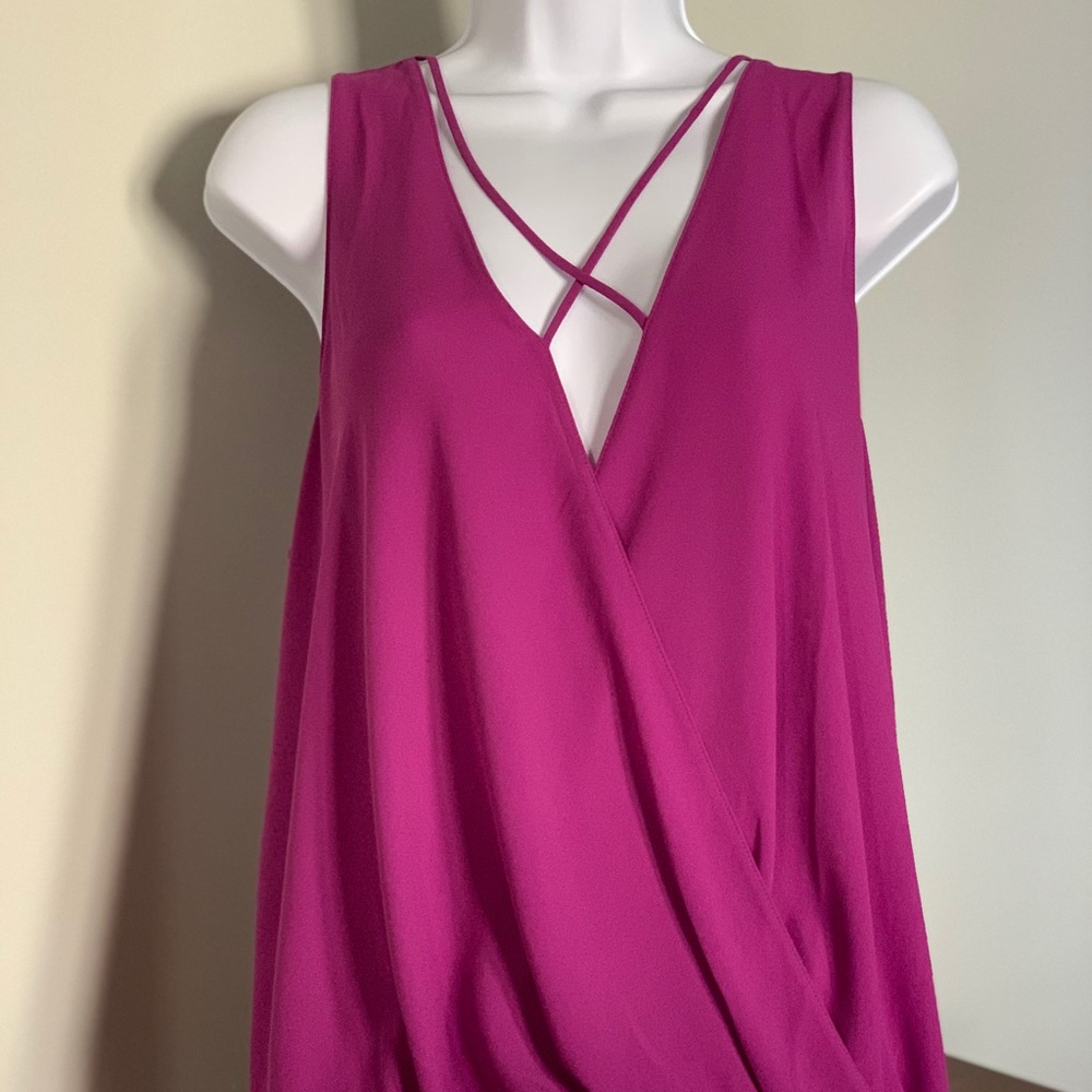 Lush fuchsia sleeveless blouse. Large